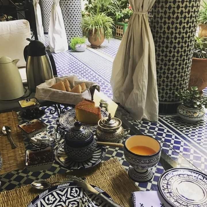 非斯 里亚德维加旅馆酒店 外观 照片